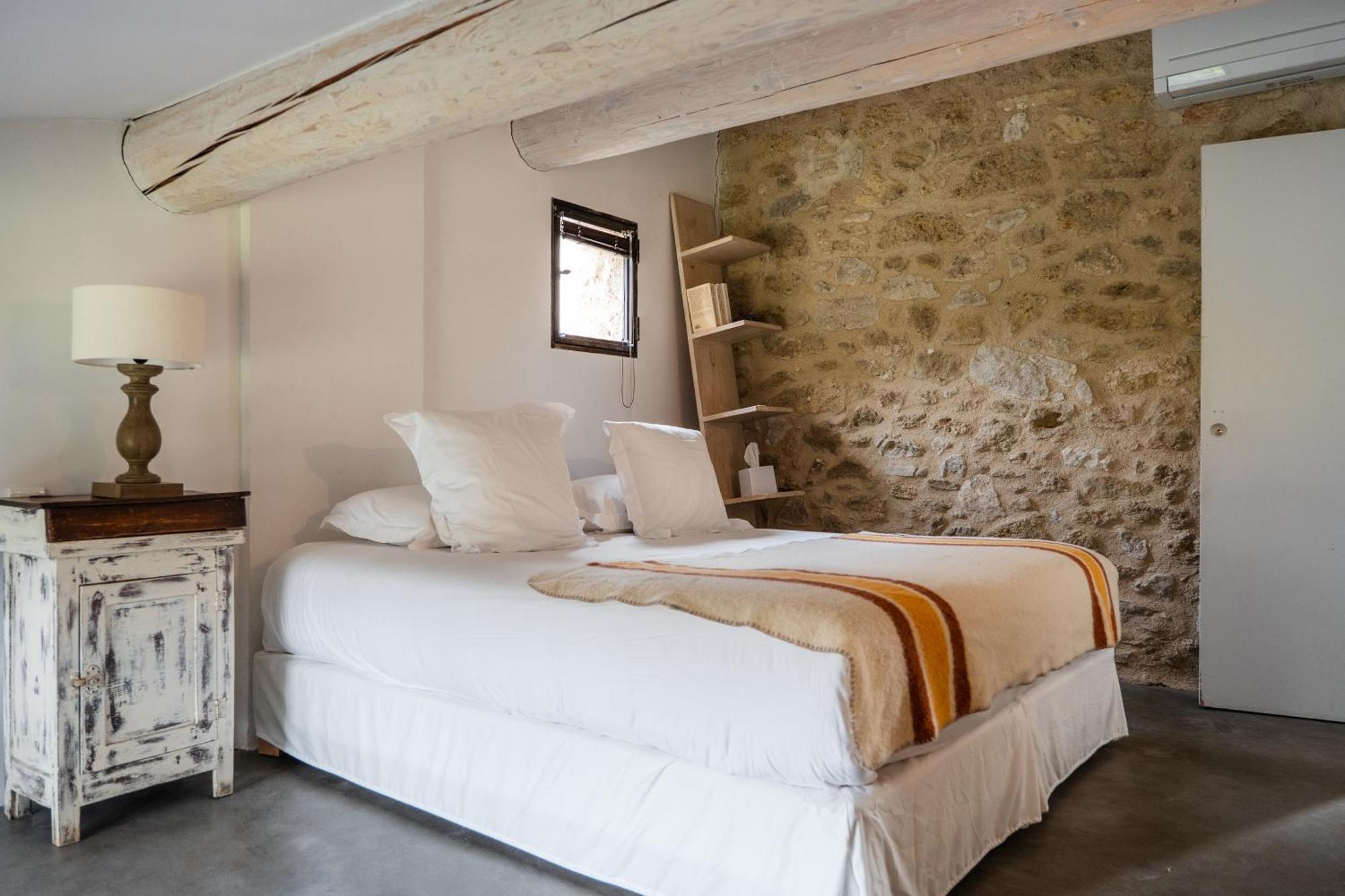 Le Galinier Lourmarin, A Beaumier Guesthouse 卢马罕 客房 照片