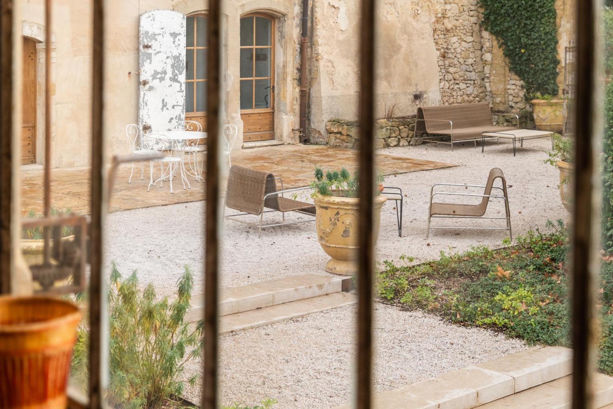 Le Galinier Lourmarin, A Beaumier Guesthouse 卢马罕 客房 照片