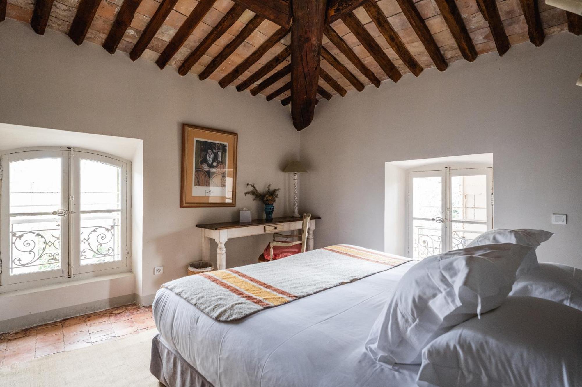 Le Galinier Lourmarin, A Beaumier Guesthouse 卢马罕 客房 照片